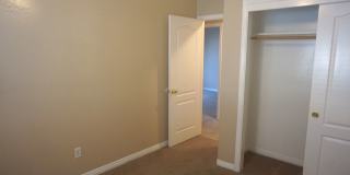 Beautiful Home Near Centennial Highschool! Gallery 9