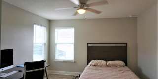 Orchard Hills 6 bed / 3.5 Bath - Partially Furniushed Gallery 25