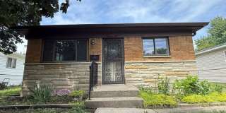 Adorable 3 Bedroom/2 Bath Home with Vintage Charm Gallery 16