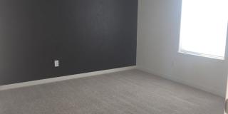 MOVE IN SPECIAL: $300 off the first full month of rent! Gallery 12