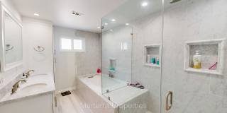 Beautiful Home with Pool! Gallery 30