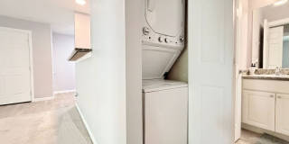 Saybrook Condo! 1 Bed/1 Bath with In-Unit Washer & Dryer & Covered Patio! Gallery 16