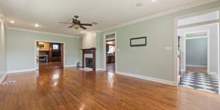 300 Oak Hollow Drive Gallery 21