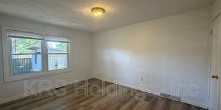 903 Freedom Ave Gallery 7