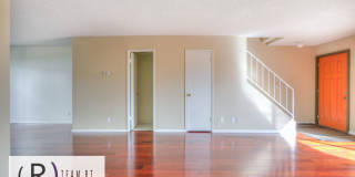 Gorgeous townhouse in a quiet 6-unit gated complex Gallery 9