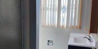 Beautiful, Spacious 3 bed Condo Gallery 1