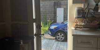 2 Bed / 1 Bath First-Floor Rental – Available ASAP Gallery 18