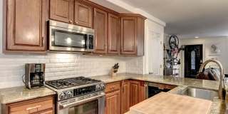 Historic Victorian Charm Meets Modern City Living — 1 BR + Den / 2 BA in Columbia Heights Gallery 8