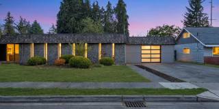 Modern 3-Bedroom Rambler with High-End Finishes & Spacious Backyard Gallery 1