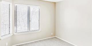 James Pointe Apartments Gallery 53
