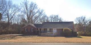 3 bed, 2 bath, 2 car garage Cape Cod style house in NW Knoxville 3 bed, 2 bath, 2 car garage Cape Cod style house in NW Knoxville Gallery 1
