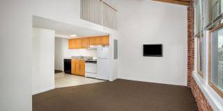 Coliseum Lofts Gallery 9