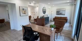 Hunters Pointe Gallery 17