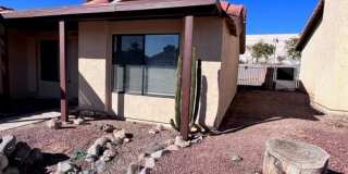 3BR 2Ba Remodeled with Yard and Garage Gallery 3