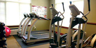 Brownstone on Old Sauk Gallery 7