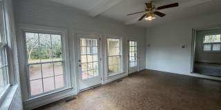 115 Adams Avenue Gallery 53