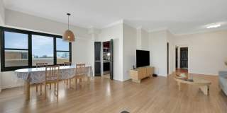 44 Strawberry Hill Avenue Gallery 6
