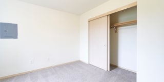 Devonwood and First Place Apartments Gallery 13