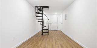 33 STAGG ST Gallery 8