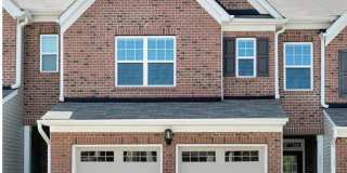 3 Bedroom 2.5 Bathroom Townhome Home w/ Open Floorplan and a 2 car Garage in the heart of Morrisville Gallery 1