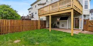 45426 Clarkes Crossing Square Gallery 42