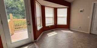 Beautiful 4 Bedroom home Gallery 12