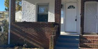 Spacious 3-Bedroom Home with Updated Kitchen & Large Backyard Gallery 1