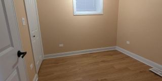 2150 W Monroe Street Gallery 97