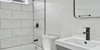 Modern 3-Bedroom Home Near Downtown Gallery 9