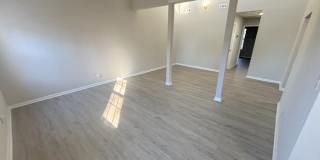 176 South Kentucky Avenue Gallery 3