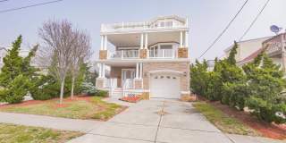 229 N 8th Street Gallery 1