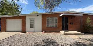 3 Bedroom Single Story Available Near Comanche Rd NE & San Mateo Blvd NE! Gallery 1