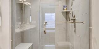 GREAT LOCATION!! Stunning 3BD/3.5BA luxury 4-level townhouse! Gallery 32