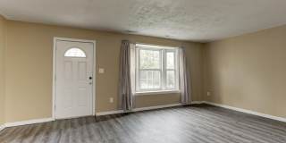 1925 ADDISON Road S Gallery 2