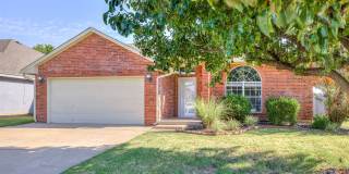 Beautiful home in Edmond Gallery 3