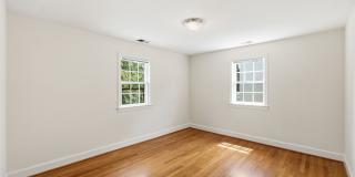 Chevy Chase Home | 4 Bed | 3.5 Bath | 2,500 Sf | Driveway Parking | Large Fenced-In Backyard w/ Deck Gallery 16