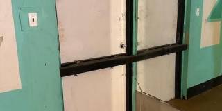 1192 YORKSHIP SQUARE Gallery 15