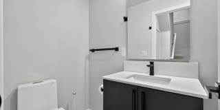 Modern 1-Year-Old Home in Central District w/ Private Rooftop Deck, Lower-Level Private Suite & Multi-Zone A/C Gallery 23