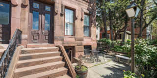 2309 GREEN Street Gallery 13