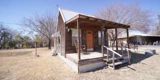ALL UTILITIES & LAWN CARE INCLUDED!  - FOR LEASE - Cute 1 BR - 1 BA Cabin in Weatherford. Gallery 1