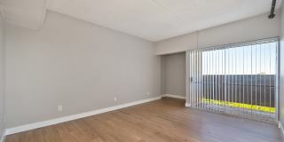 Madison Tower - Senior Housing Gallery 10