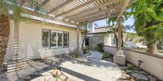 605 N El Rio Drive - Gorgeous Pool Home!! Gallery 12