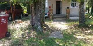 Charming 2BR House in Crestview Gallery 1