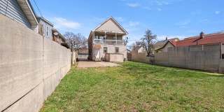 1409 Green Gallery 20