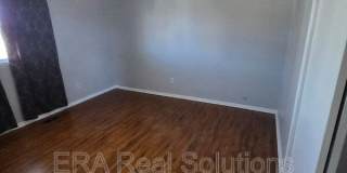 285 S Gift St Gallery 24