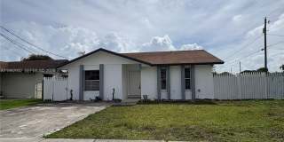 17995 SW 105th Ave Gallery 1