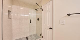 2924 GRACEFIELD Road Gallery 28