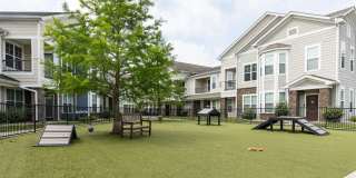 Alinium at Zionsville Gallery 5