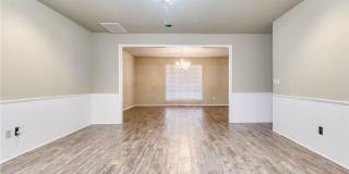 Spacious 4-Bedroom / 3-Bathroom Home in a Prime NW OKC Location! Gallery 10