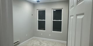 Beautiful Newly Renovated 4 Bedroom Home Now Available in Belmont!!! Gallery 18